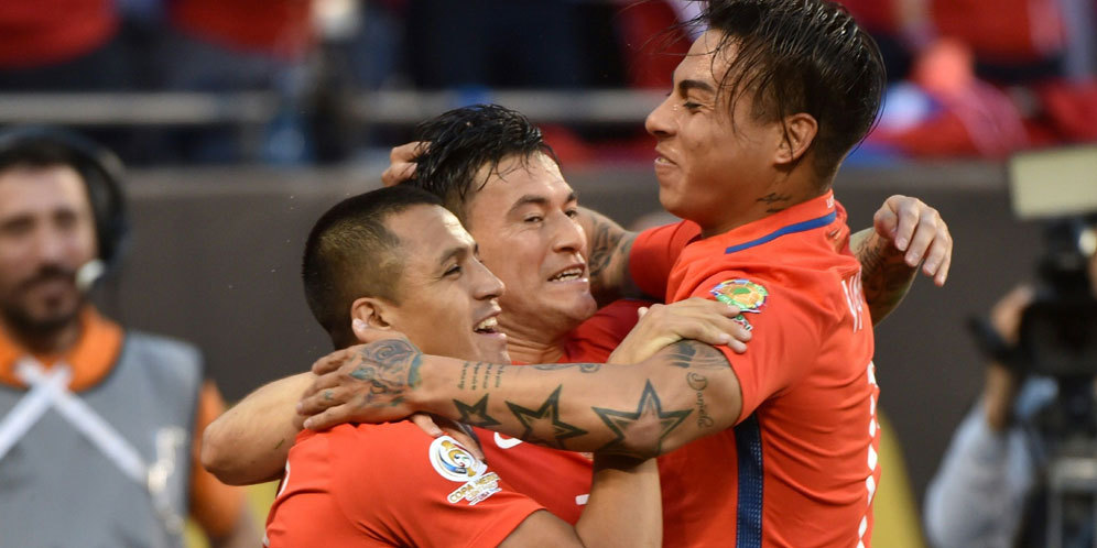 Highlights Copa America Centenario: Kolombia 0 - 2 Chile