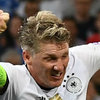 Schweinsteiger Sayangkan Kegagalan, Beri Selamat Pada Prancis