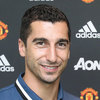 Henrikh Mkhitaryan Resmi Jadi Skuat MU