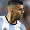 Dapat Hujan Kritik, Aguero Dibela Sang Adik