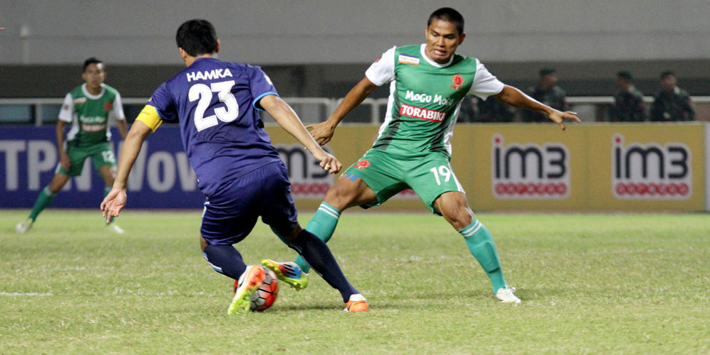 Kalah di Markas PS TNI, Arema Cronus Tergusur dari Puncak