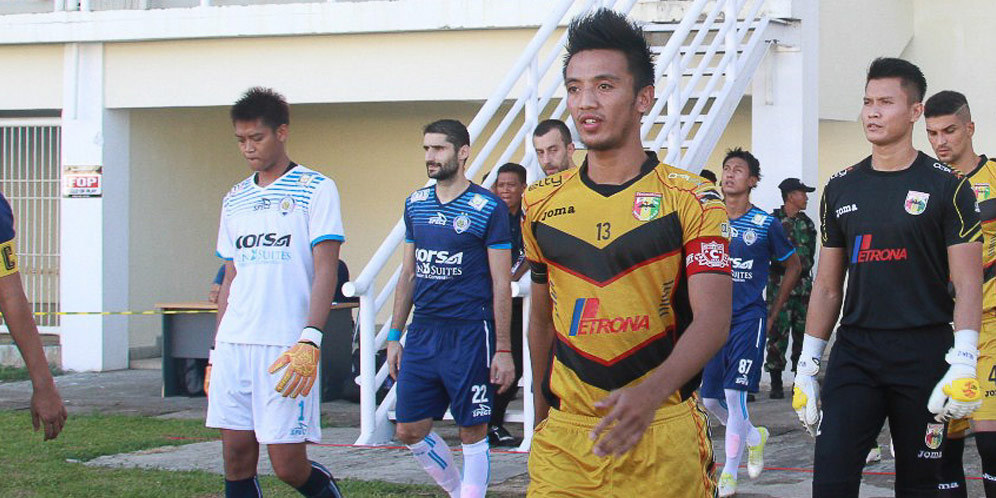 Bayu Pradana Siap Diturunkan Kontra Arema Cronus