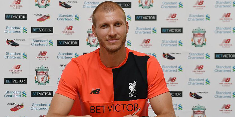 Ragnar Klavan Resmi Milik Liverpool