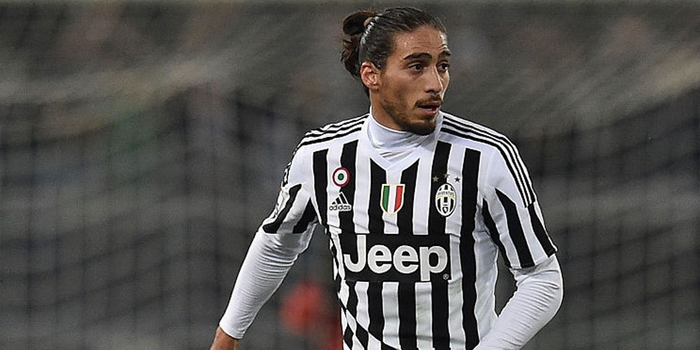 Conte Tertarik Datangkan Martin Caceres