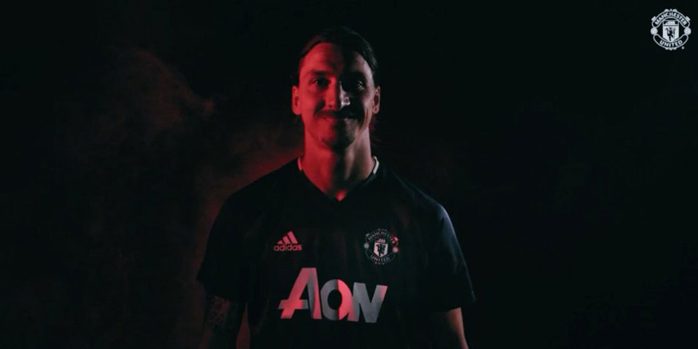 Belum Main, Ibrahimovic Sudah Sukses Pecahkan Rekor di MU