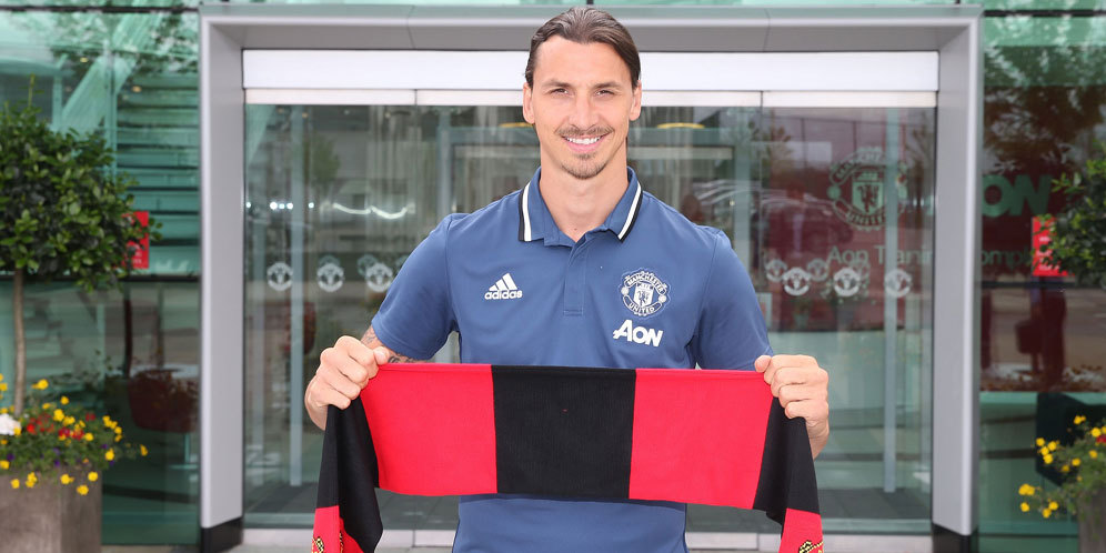 Ingin Dianggap Sukses, Ibrahimovic Harus Buat 15 Gol di MU