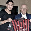 Gustavo Gomez Resmi Milik AC Milan