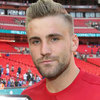 Luke Shaw Senang Akhiri Derita Dengan Piala