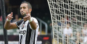 Chiellini Absen, Allegri Siapkan Benatia Lawan Milan Chiellini Absen, Allegri Siapkan Benatia Lawan Milan
