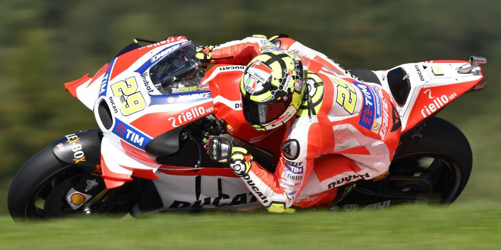 Iannone Pimpin Latihan Perdana MotoGP Ceko