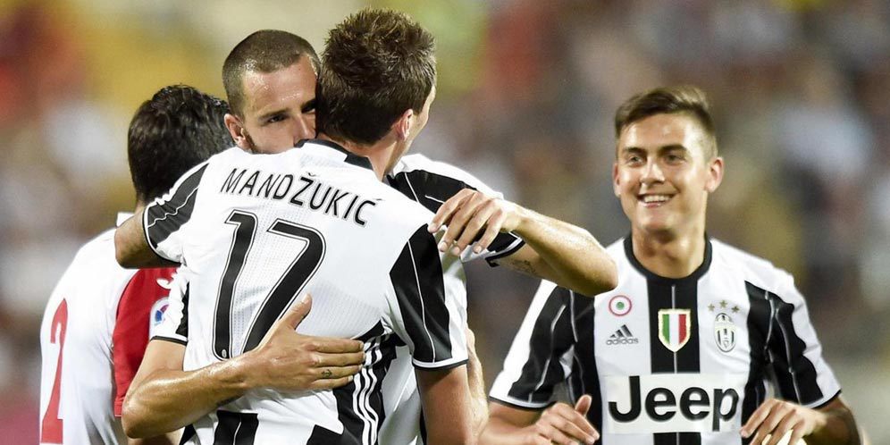 Cannavaro: Juventus Komplit, Tapi Liga Champions Sulit