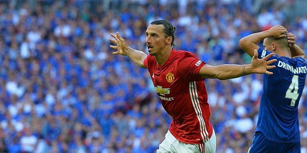 Blind: Ibrahimovic Pemain Top!