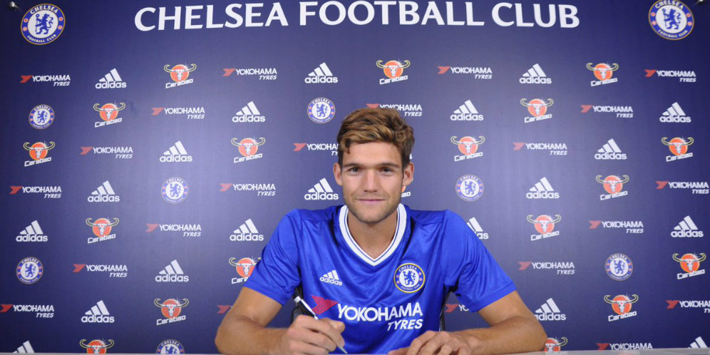 Marcos Alonso Ingin Jadi Bek Terbaik Dunia di Chelsea