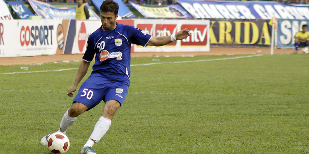 Skor Terbesar Kekalahan Arema Cronus di Kandang Persib