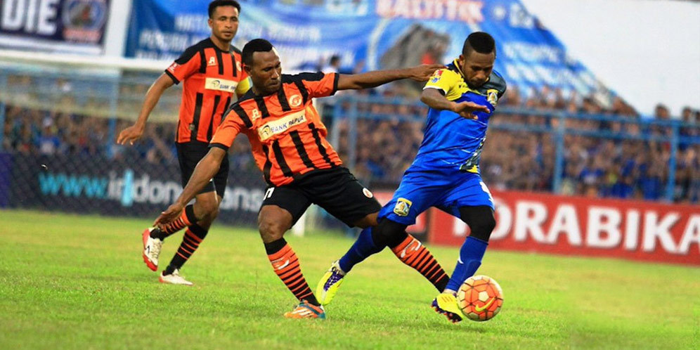 Persiba Relakan Okto Maniani Jadi PNS