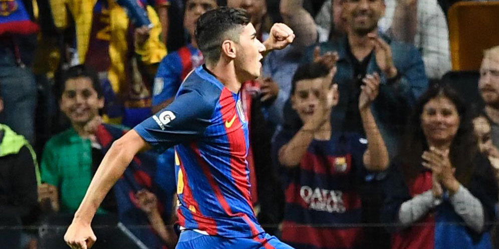 Rafa Mujica Girang Usai Cetak Gol Pertama di Barcelona