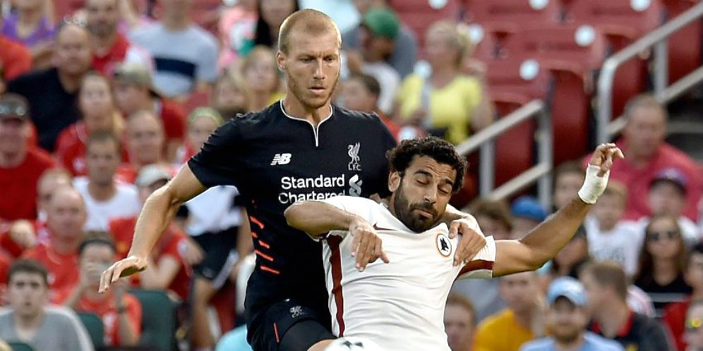 Dibantu Lovren, Klavan Bisa Adaptasi Dengan Lancar di Liverpool