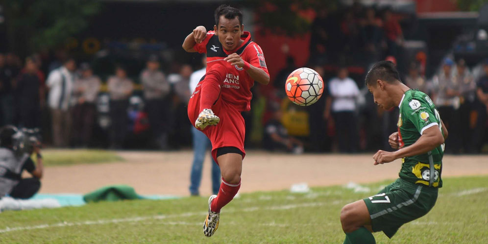 Hadapi Mantan Klub, Winger Semen Padang Ini Janji Profesional