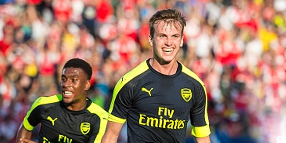 Rob Holding Ingin Seperti Tony Adams dan Martin Keown