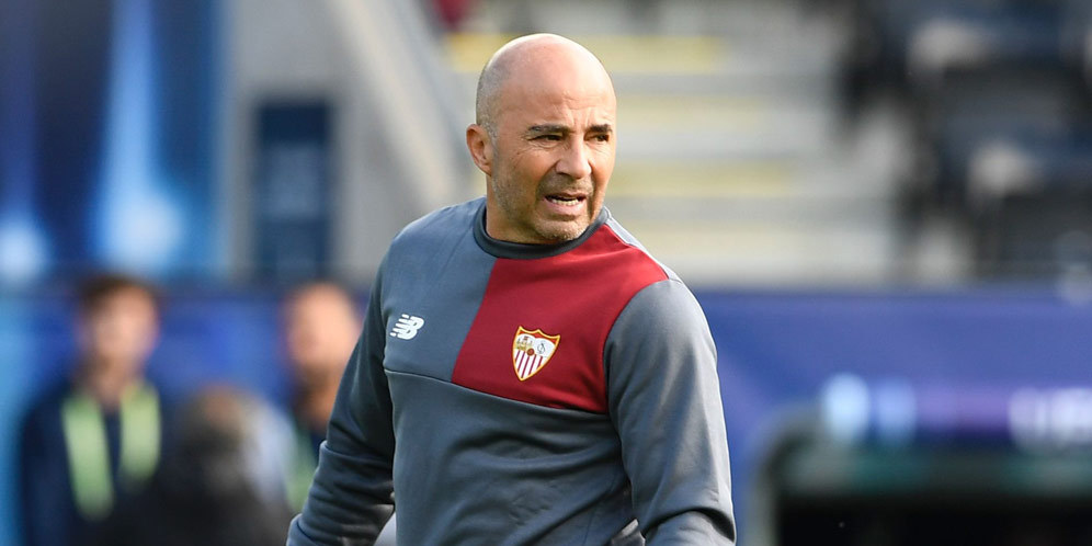 Monchi Tak Yakin Sampaoli Akan Tangani Barca