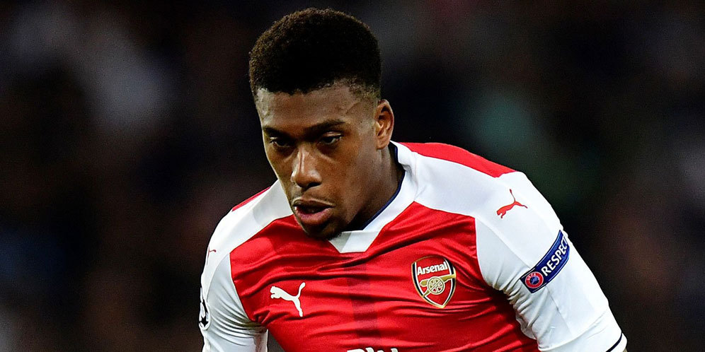 Cetak Gol Bunuh Diri, Iwobi Minta Maaf pada Arsenal