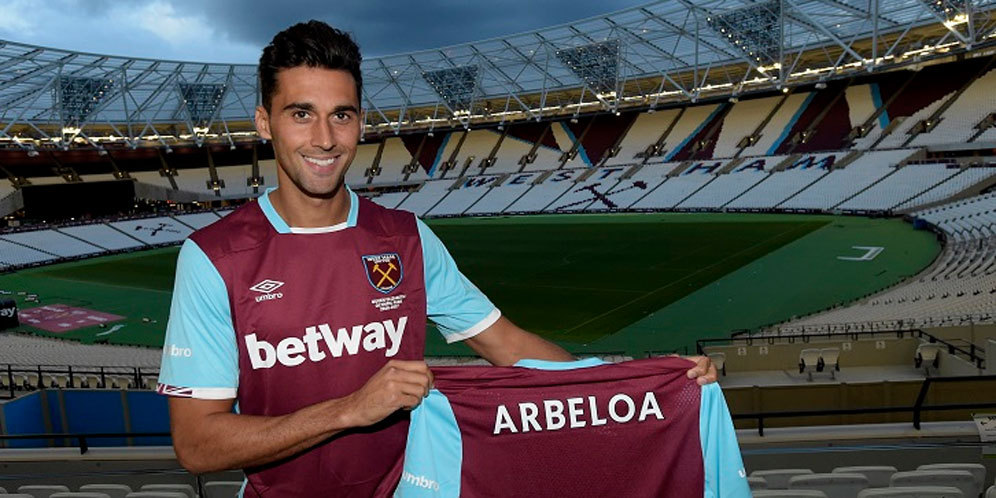 Dilepas Real Madrid, Arbeloa Resmi Gabung West Ham