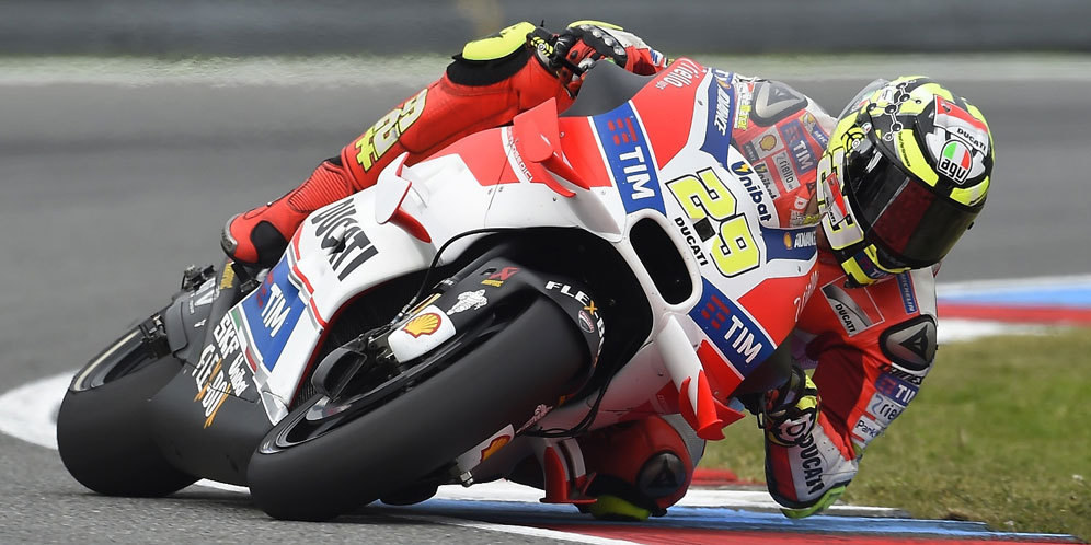 Masih Kesakitan, Iannone Nekat Hadir di MotoGP Aragon