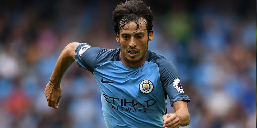 David Silva Tak Mengeluh Meski Ditugaskan Lebih Bertahan