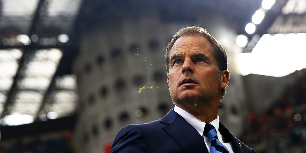 Inter Belum Ingin Pecat Frank de Boer