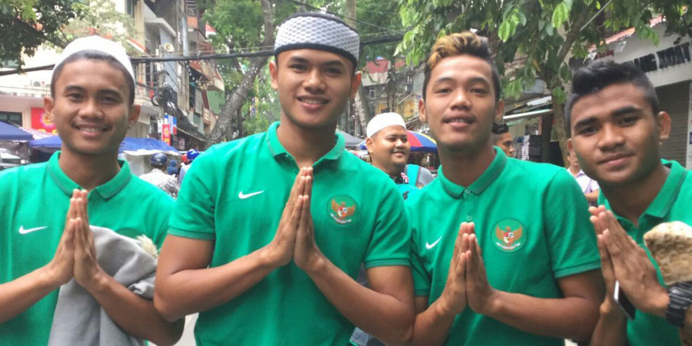 Mengintip Keseruan Skuad Timnas U-19 Jalani Shalat Ied di Vietnam