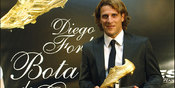 Diego Forlan Dukung Liverpool Juara Diego Forlan Dukung Liverpool Juara