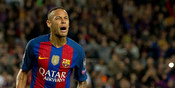 Lagi, Neymar Terlibat Insiden Dengan Lawan Lagi, Neymar Terlibat Insiden Dengan Lawan