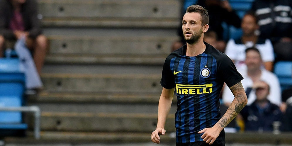 Brozovic Ternyata Memang Punya Masalah Dengan Frank de Boer