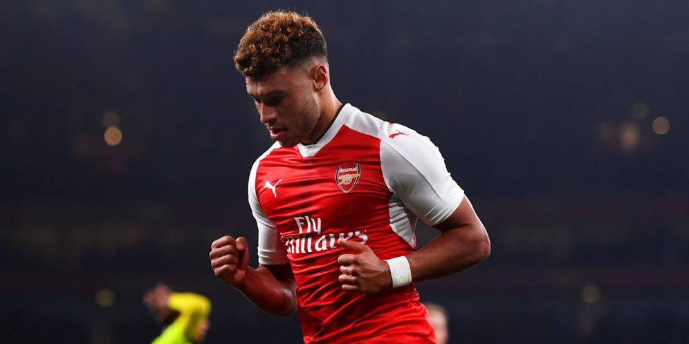 Chamberlain Kaget Dimainkan Sebagai Bek di Arsenal