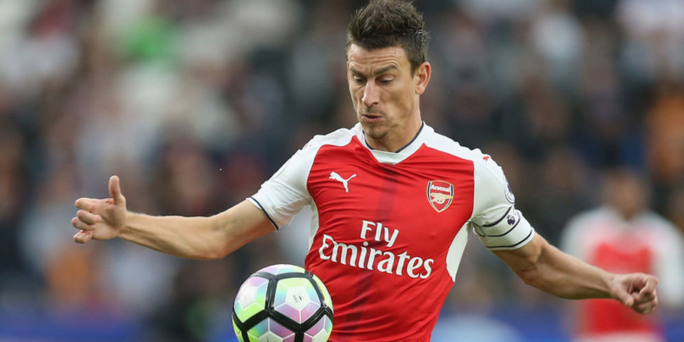 Tak Gunakan Twitter, Koscielny Disebut 'Kakek'