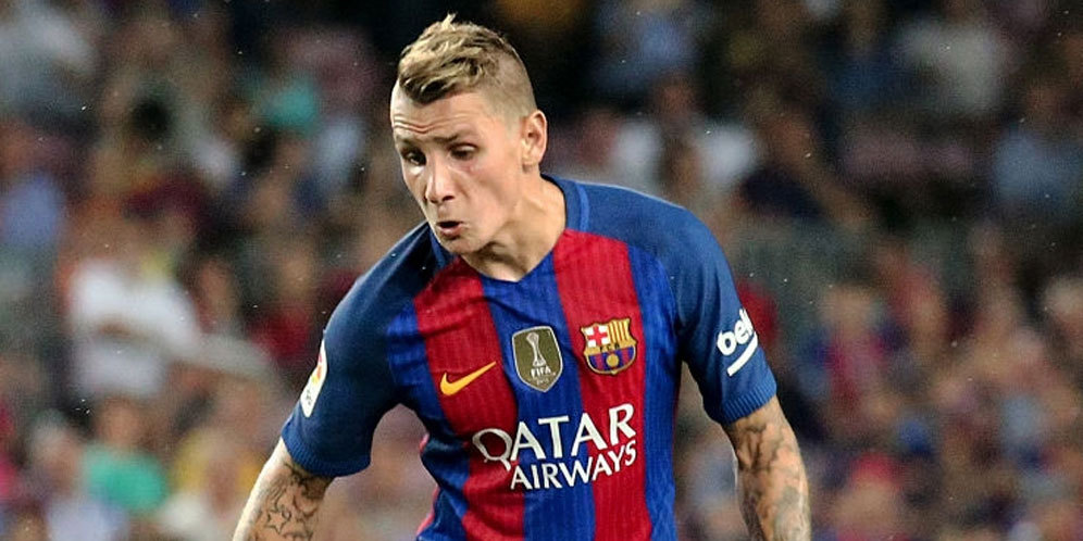 Digne: Sudah Jelas, Messi Dari Planet Lain