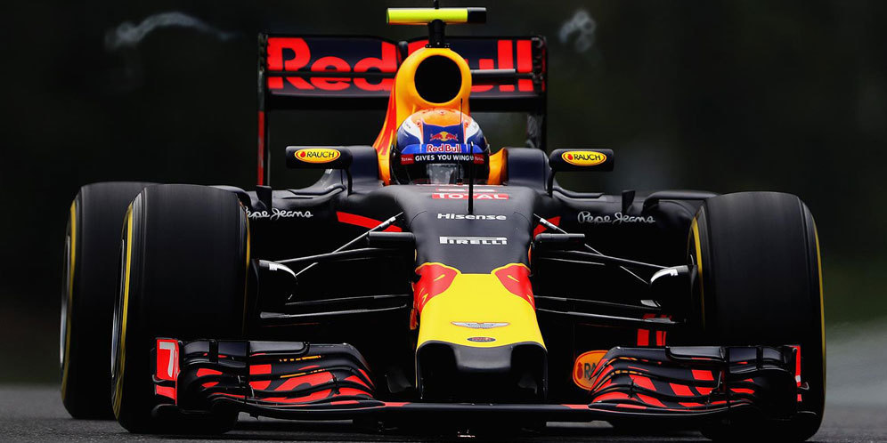 Verstappen: Sengit Lawan Mercedes Artinya Positif!