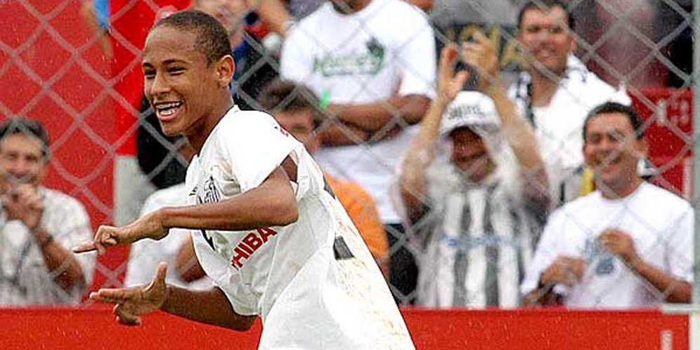 8 Wonderkid Yang Jalani Debut di Bawah Usia 16 Tahun