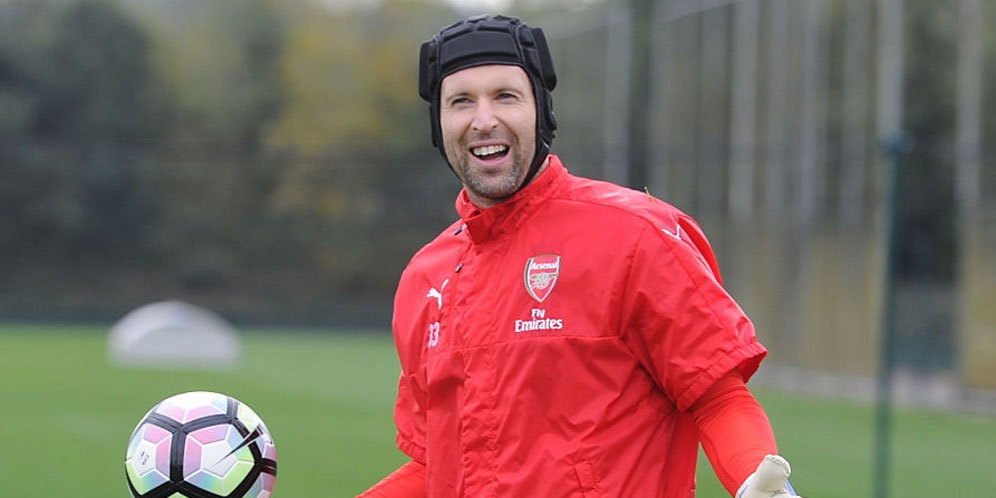 Sering Kebobolan, Cech Puas dengan Penampilannya