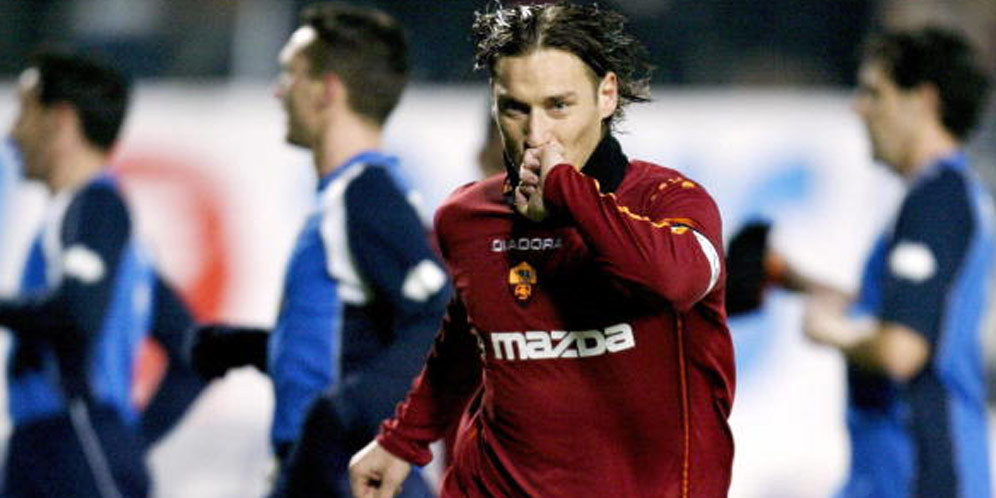 Flashback: Penalti dan Gol Jenius Totti vs Empoli