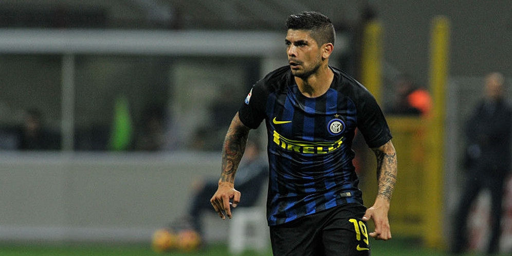 Ever Banega Dapat Dua Tawaran Dari Tiongkok