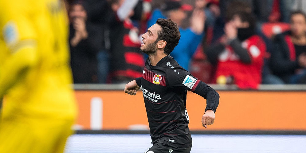 Dihukum FIFA, Calhanoglu Tolak Gaji dari Leverkusen