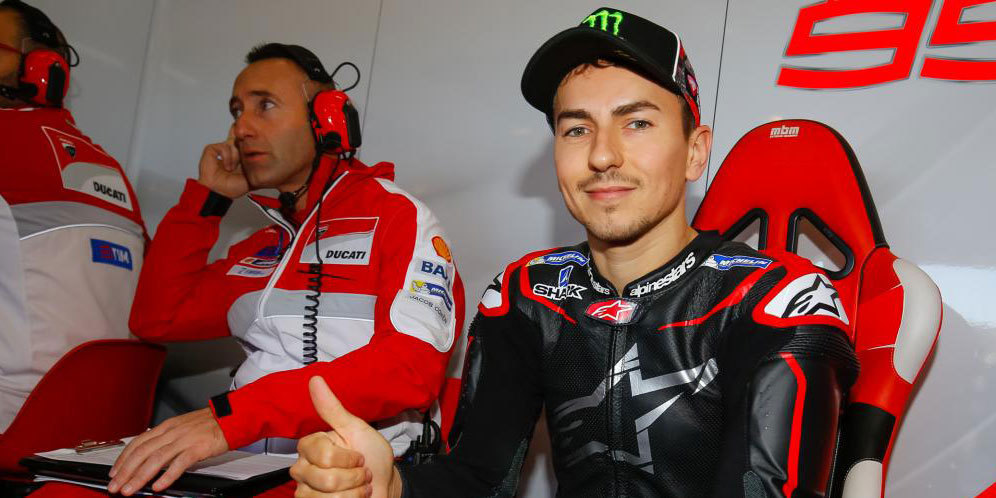 'Lorenzo Takkan Langsung Jadi Kandidat Juara MotoGP 2017'