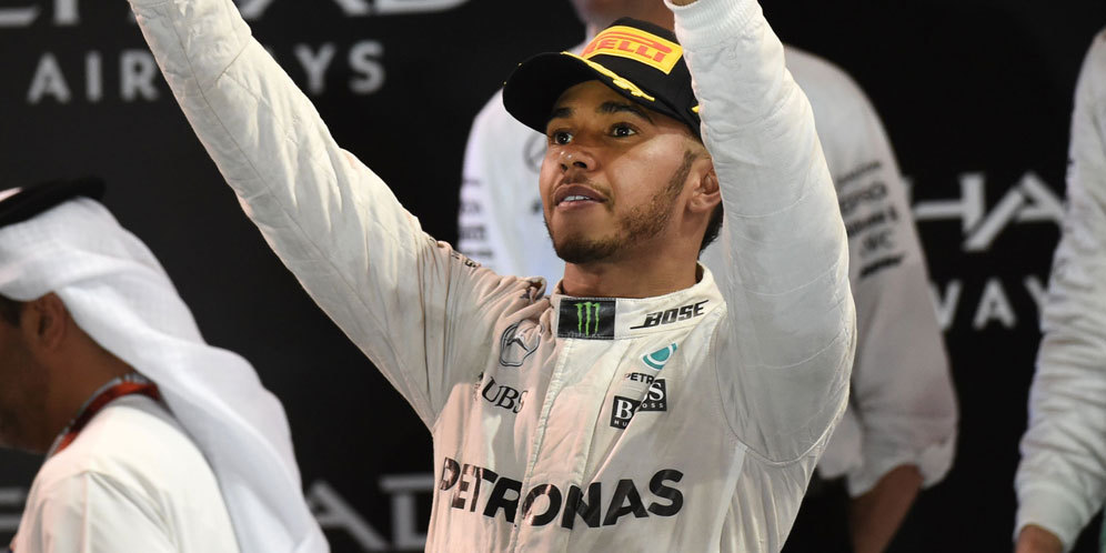 Hamilton Kecewa Diduga Lakukan Taktik 'Nakal' pada Rosberg