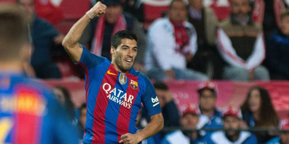 Totalitas Dukung Barca, Bocah Ini Dapat Jersey dari Luis Suarez