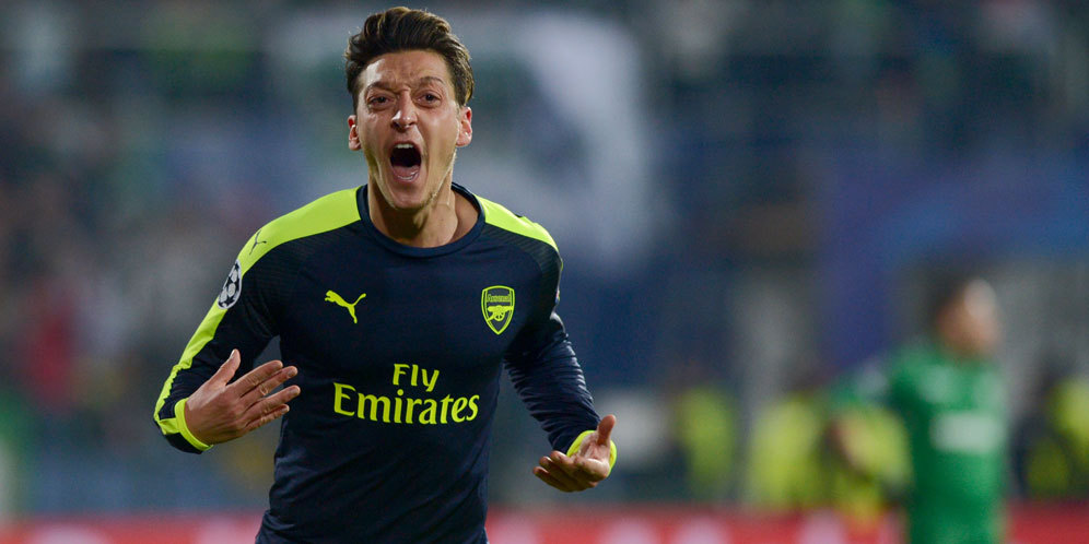 Ozil Bahagia Dengan Comeback Arsenal Lawan Ludogorets