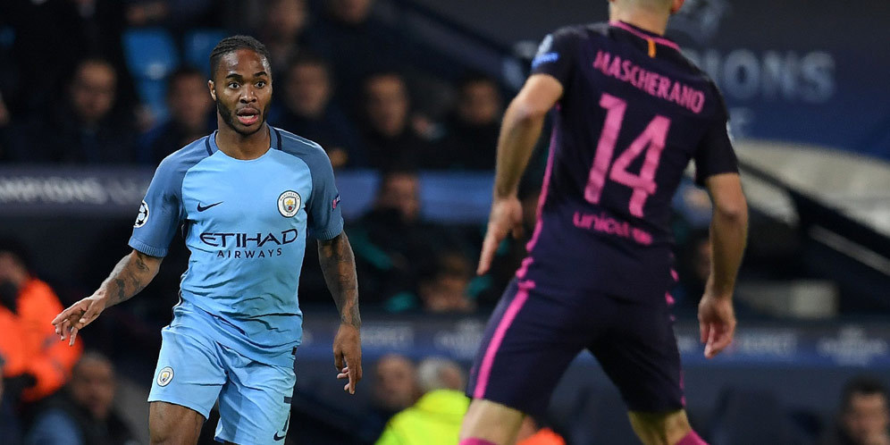 Sterling Senang dengan Permainan Cepat ala City