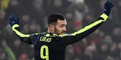 Ferdinand Puji Hat-trick Impresif Lucas Perez Ferdinand Puji Hat-trick Impresif Lucas Perez