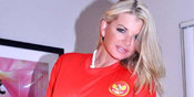 Tumbang Di Final, Vicky Vette Hibur Timnas indonesia Tumbang Di Final, Vicky Vette Hibur Timnas indonesia