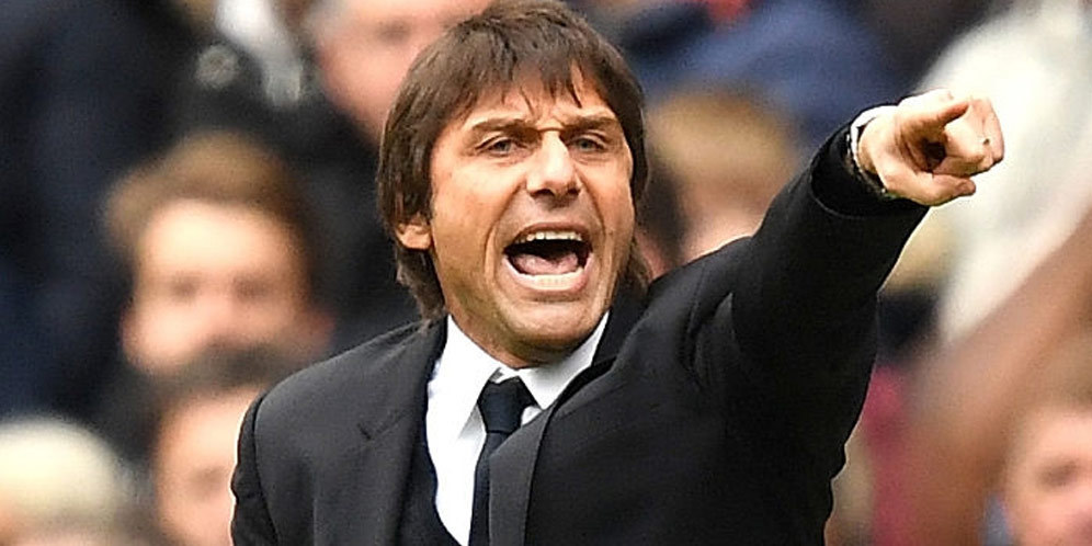 Conte Bantah Tudingan Mourinho Soal Chelsea Defensif